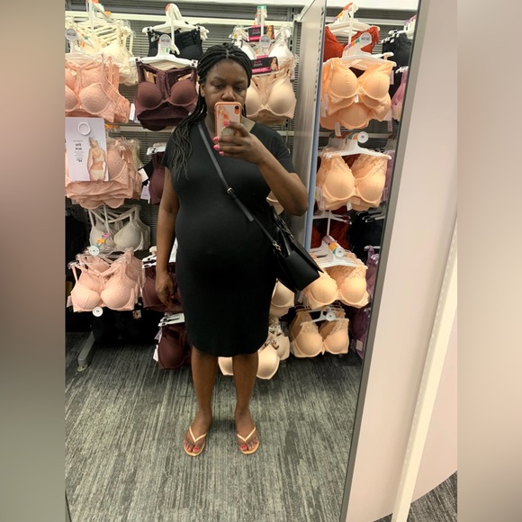 *BUNDLE* 2 Motherhood Maternity dresses and 1 top. - Picture 4 of 8